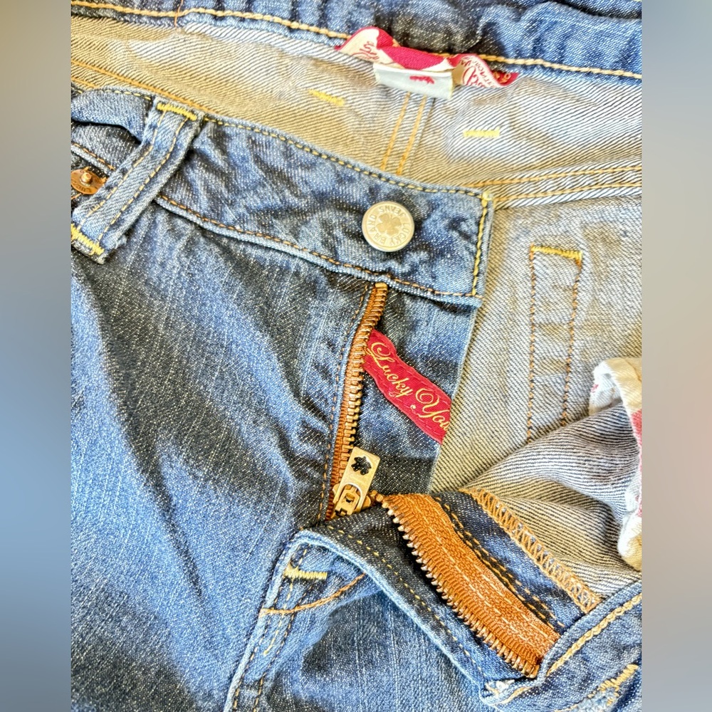 Lucky Brand Women’s Light Dark Blue Bootcut Jeans - Picture 3 of 5